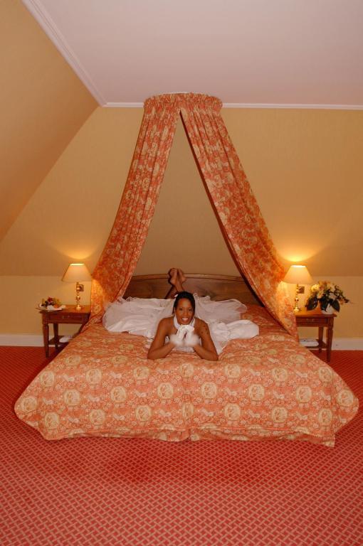 Hotel Altes Gymnasium ฮูซุม ห้อง รูปภาพ
